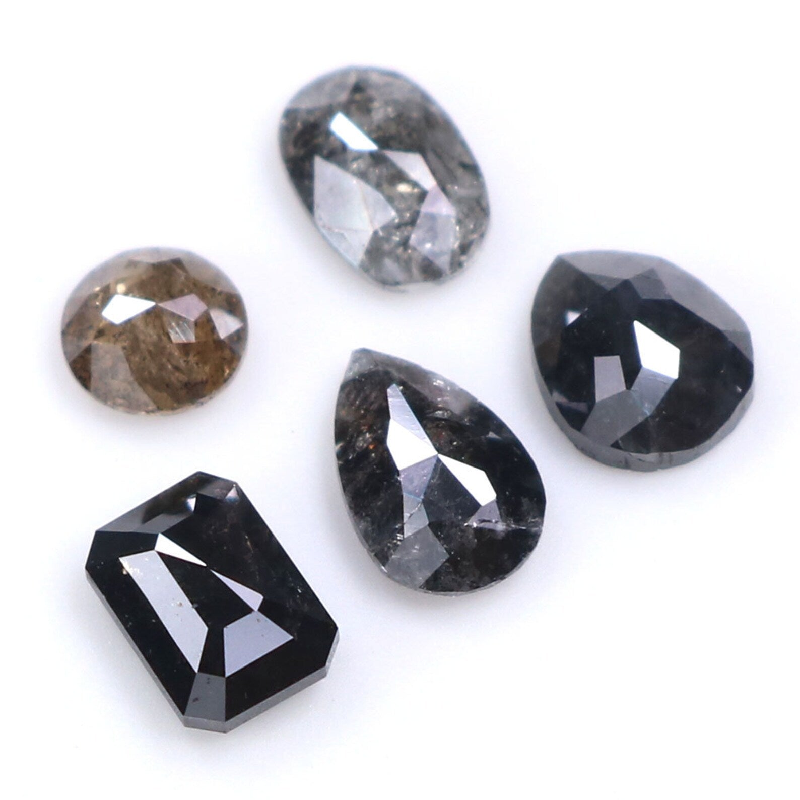Natural Loose Mix Shape Salt And Pepper Diamond Black Grey Color 1.64 CT 3.70 MM Mix Shape Rose Cut Diamond KDN1485