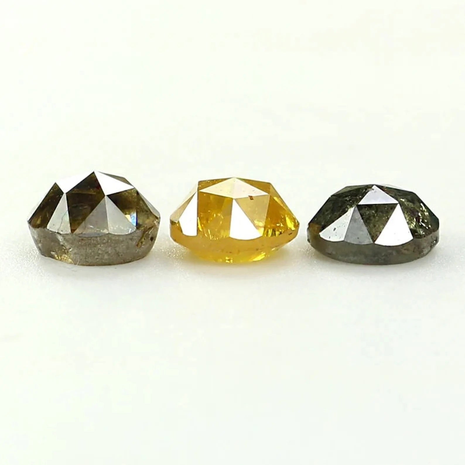 1.35 CT Natural Loose Round Shape Diamond Mix Color Round Cut Diamond 4.40 MM Natural Loose Diamond Mix Color Round Rose Cut Diamond NQ1526