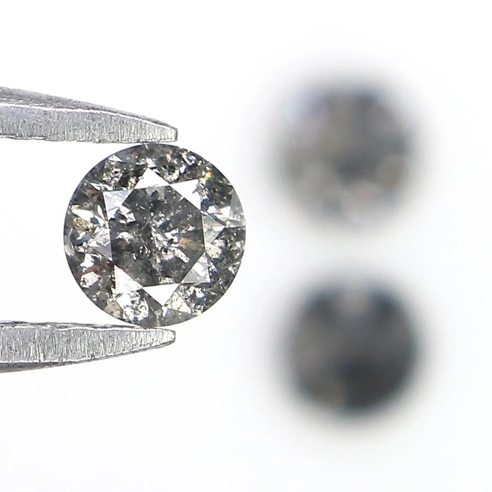 0.61 Ct Natural Loose Round Shape Diamond Salt And Pepper Round Diamond 3.70 MM Natural Black Grey Color Round Brilliant Cut Diamond NQ1483