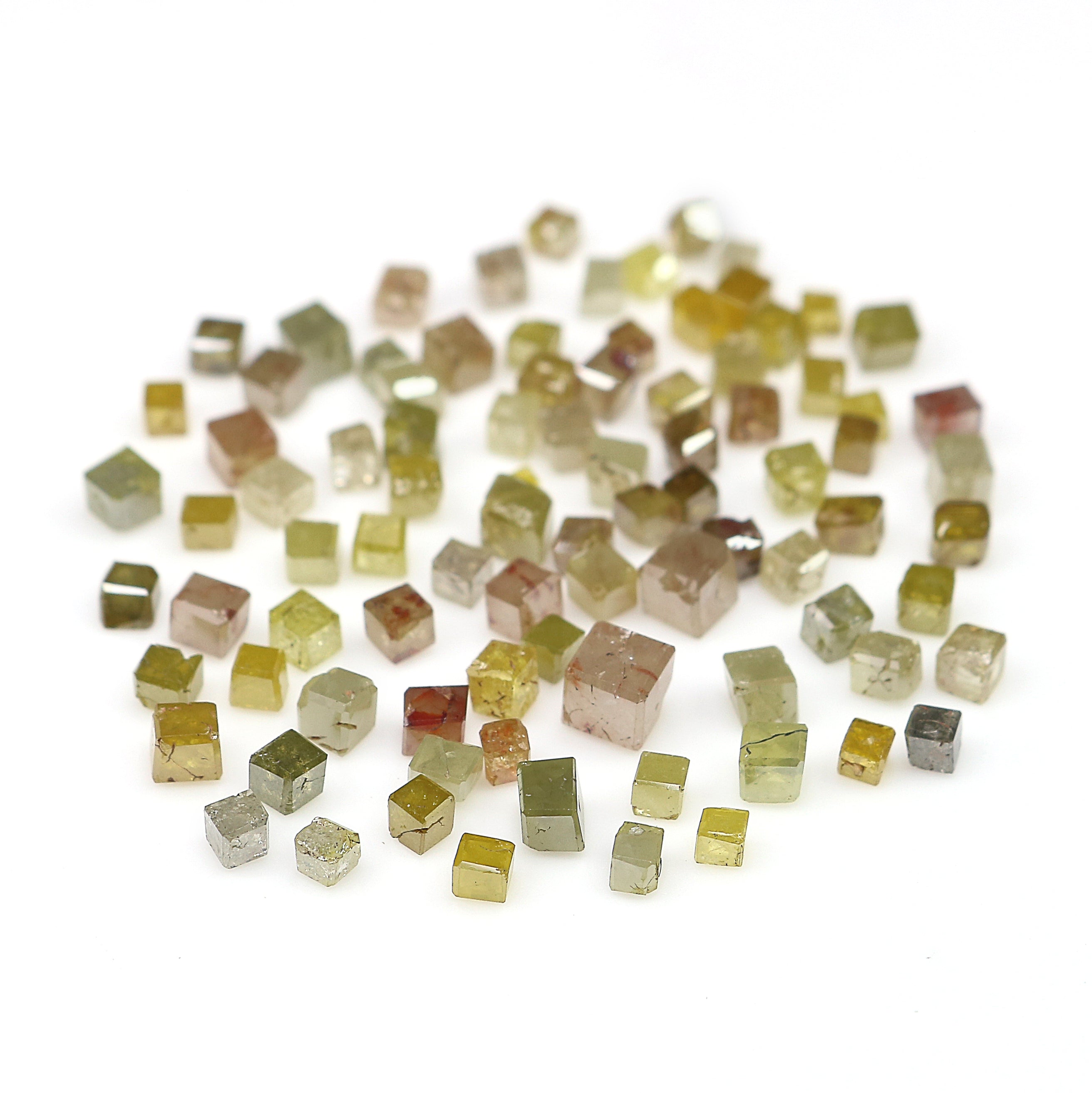 Natural Loose Square Cube Rough Shape Diamond Mix Color Square Uncut Diamond 1.50 to 2.50 MM Polished Square Cube Irregular Cut Diamond Q63