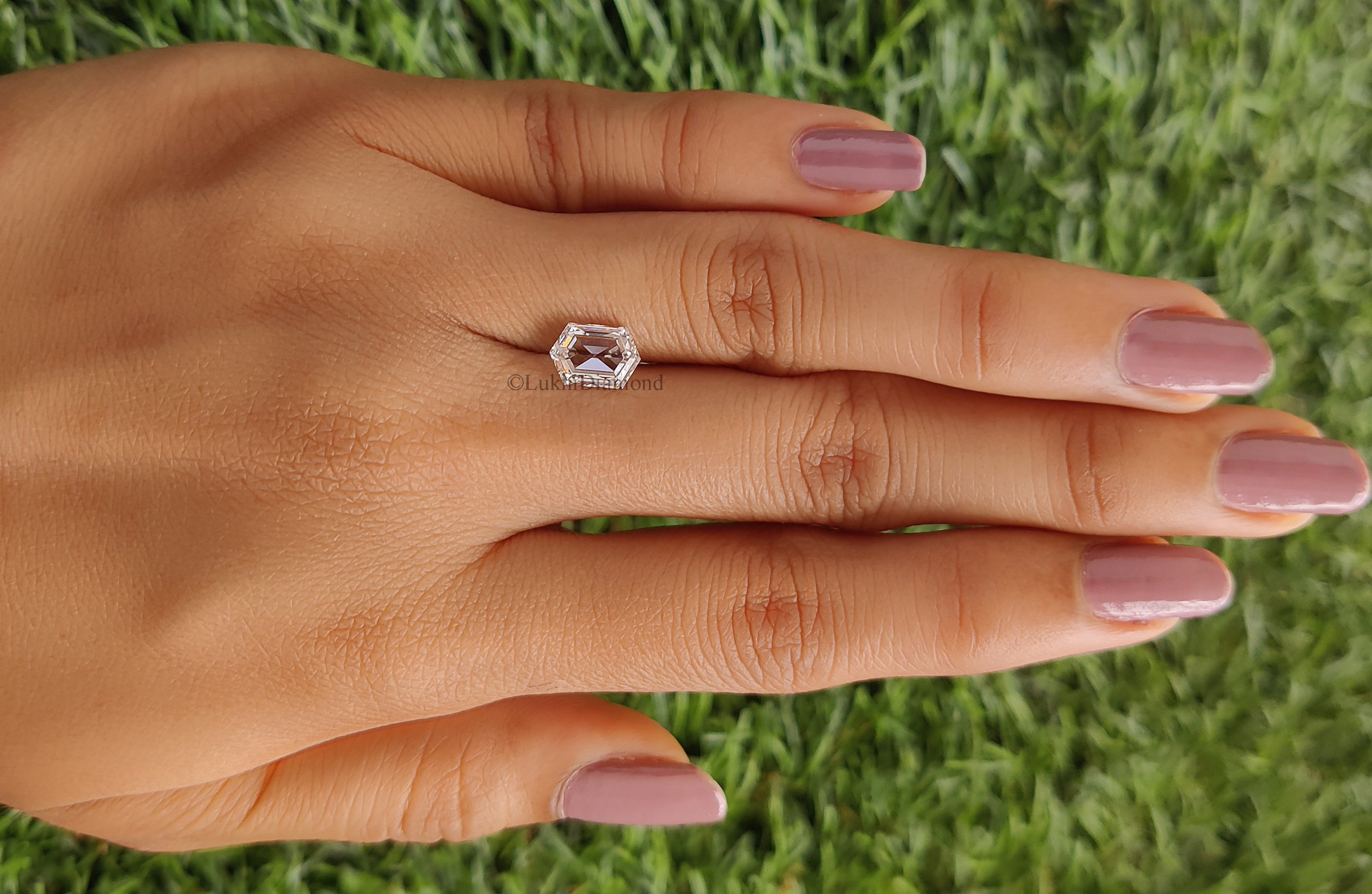 1.49 CT IGI Certified Hexagonal Modified Step Cut Diamond White - F Color VS1 Clarity Lab Grown Diamond Lab Created Hexagon CVD Diamond Q176