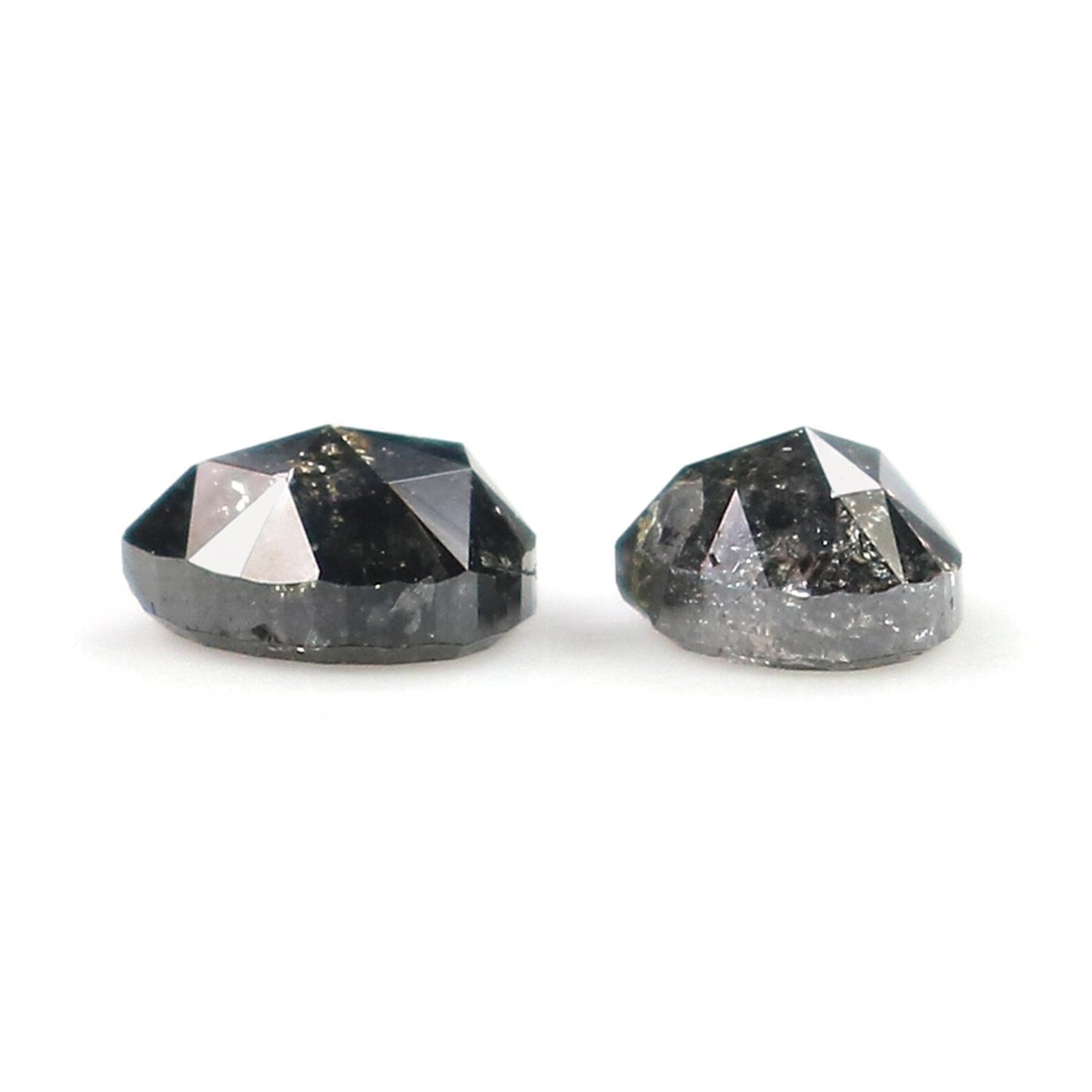 0.67 CT Natural Loose Heart Cut Pair Diamond Salt And Pepper Pear Shape Diamond 3.85 MM Black Grey Color Heart Rose Cut Diamond NQ1855