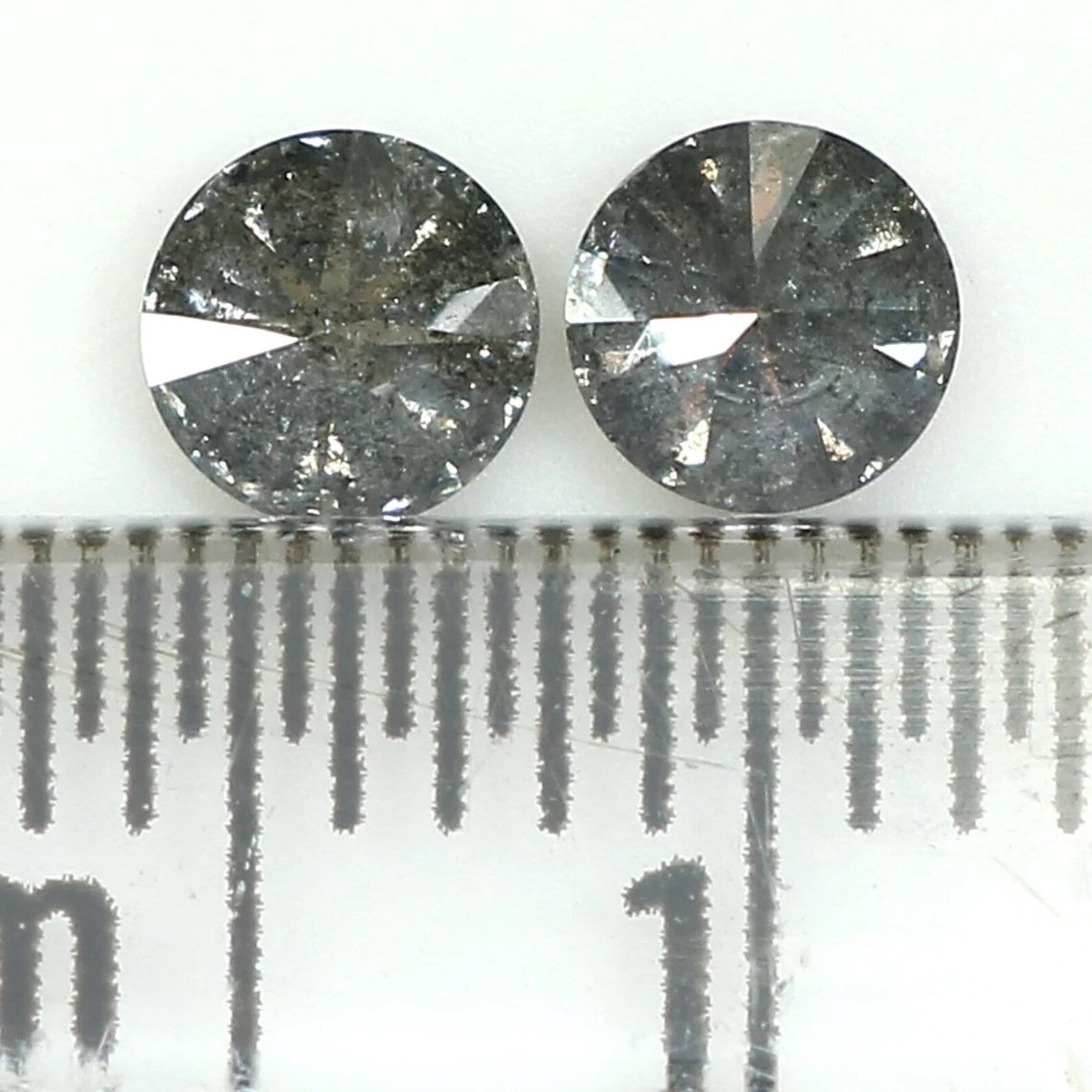 0.46 CT Natural Loose Round Shape Pair Diamond Salt And Pepper Round Diamond 3.80 MM Natural Black Gray Round Brilliant Cut Diamond NQ1479