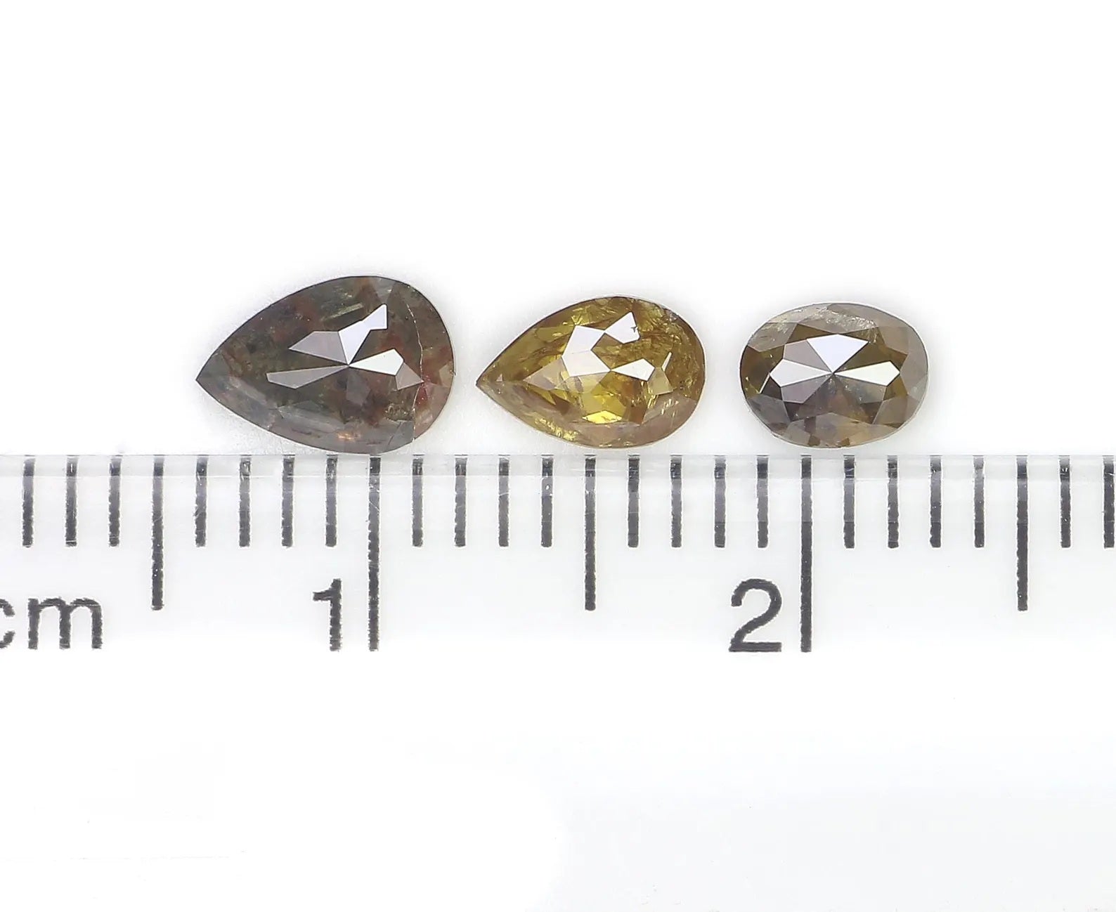 0.98 Ct Natural Loose Mix Shape Diamond Black Color Mix Shape Diamond 4.40 MM Natural Diamond Yellow Color Mix Shape Rose Cut Diamond NQ1047