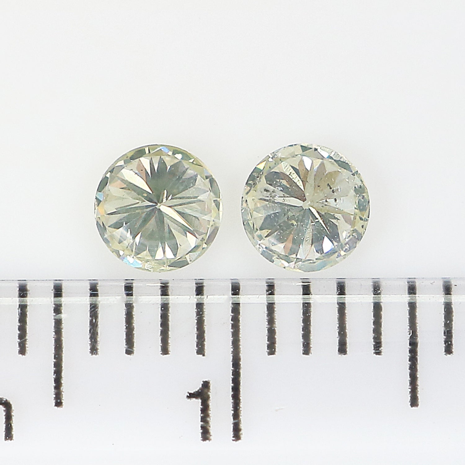 0.37 Ct Natural Loose Round Cut Pair Diamond White - J Color Round Shape Diamond 3.60 MM Natural Diamond Round Brilliant Cut Diamond LQ1989
