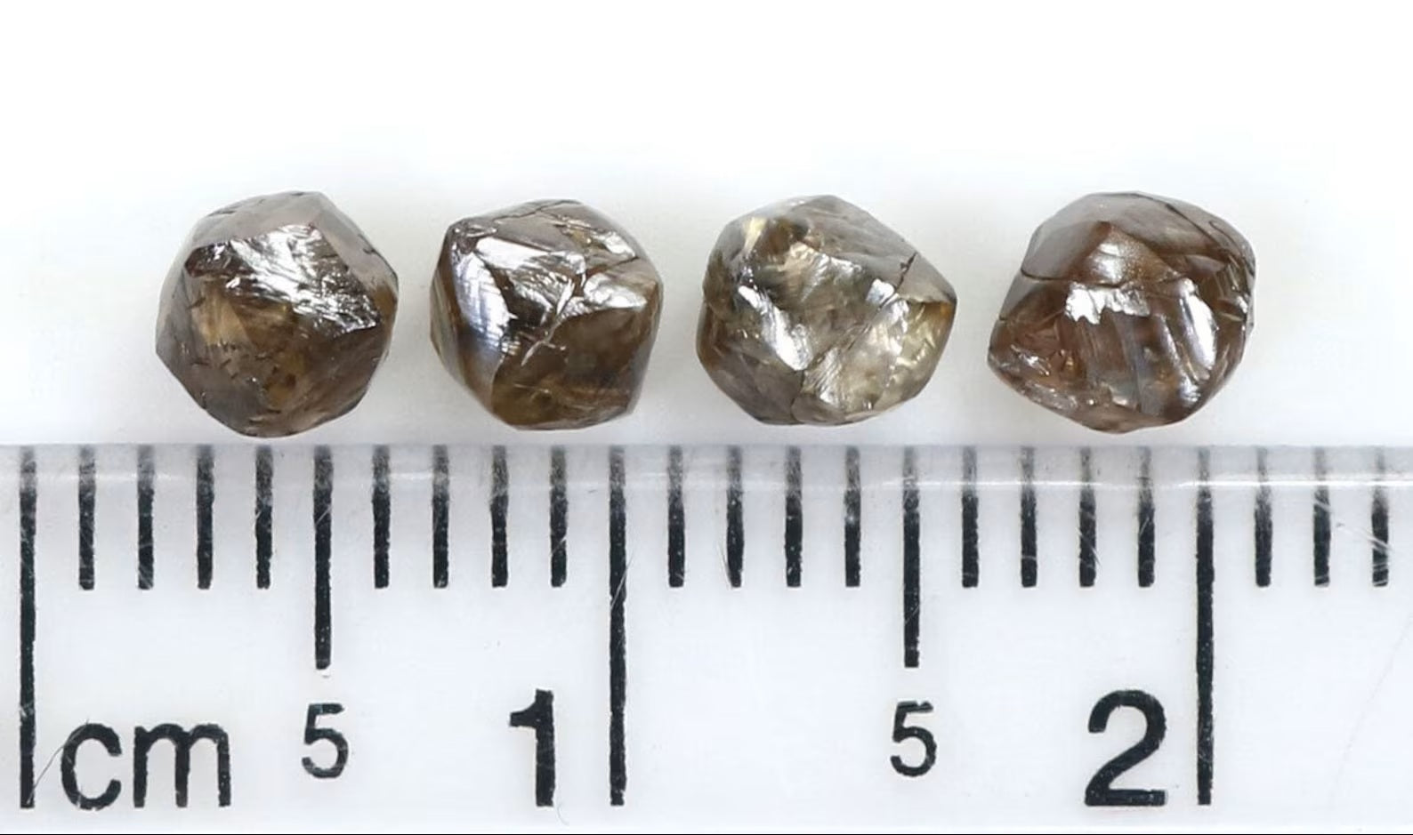 2.28 CT Natural Loose Rough Diamond Brown Color Rough Diamond 4.00 MM Natural Diamond Brown Color Irregular Cut Rough Shape Diamond NQ9050
