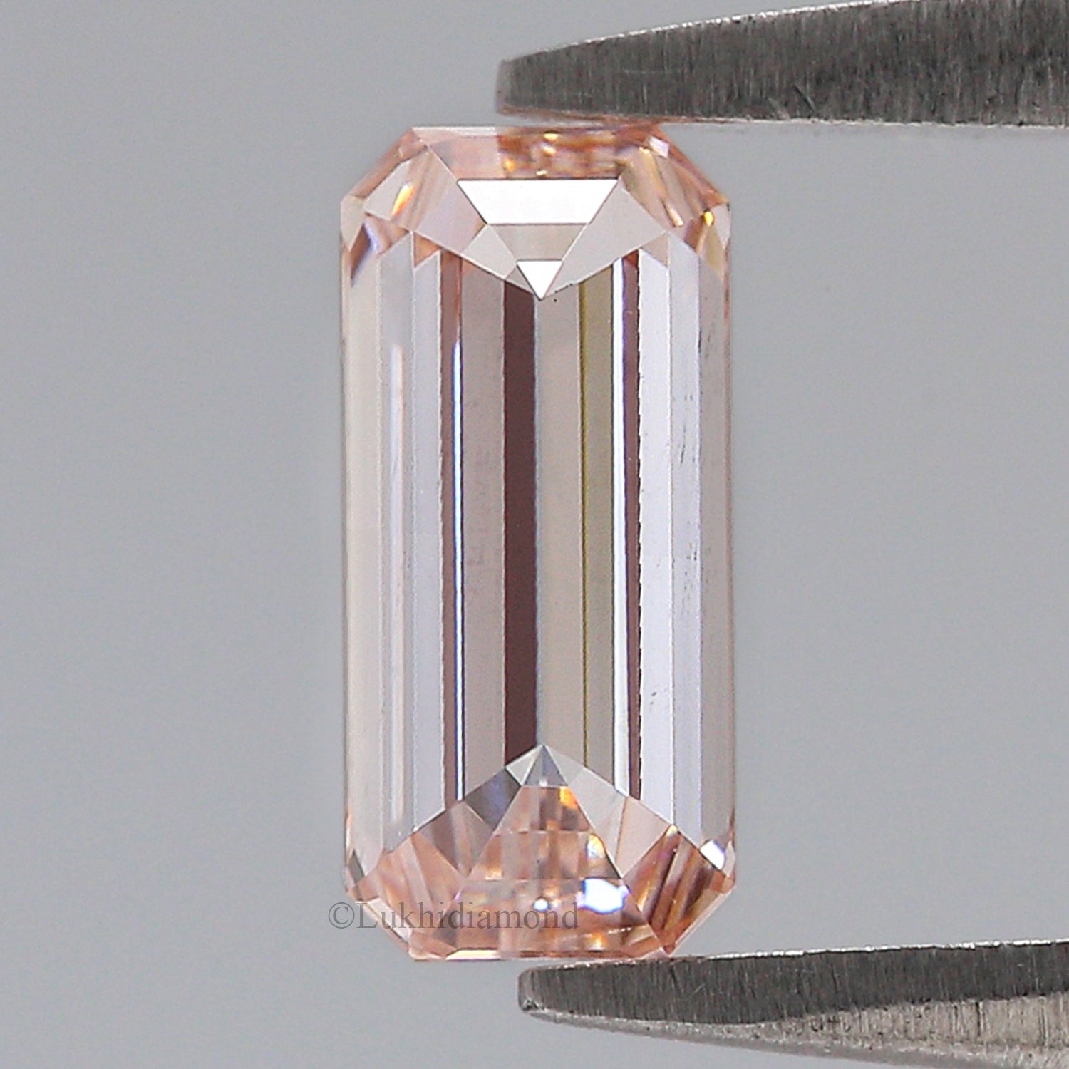 0.84 CT IGI Certified Emerald Cut Fancy Pink Color Diamond VS2 Clarity Diamond Lab Grown Diamond Lab Created Emerald CVD Diamond L3494