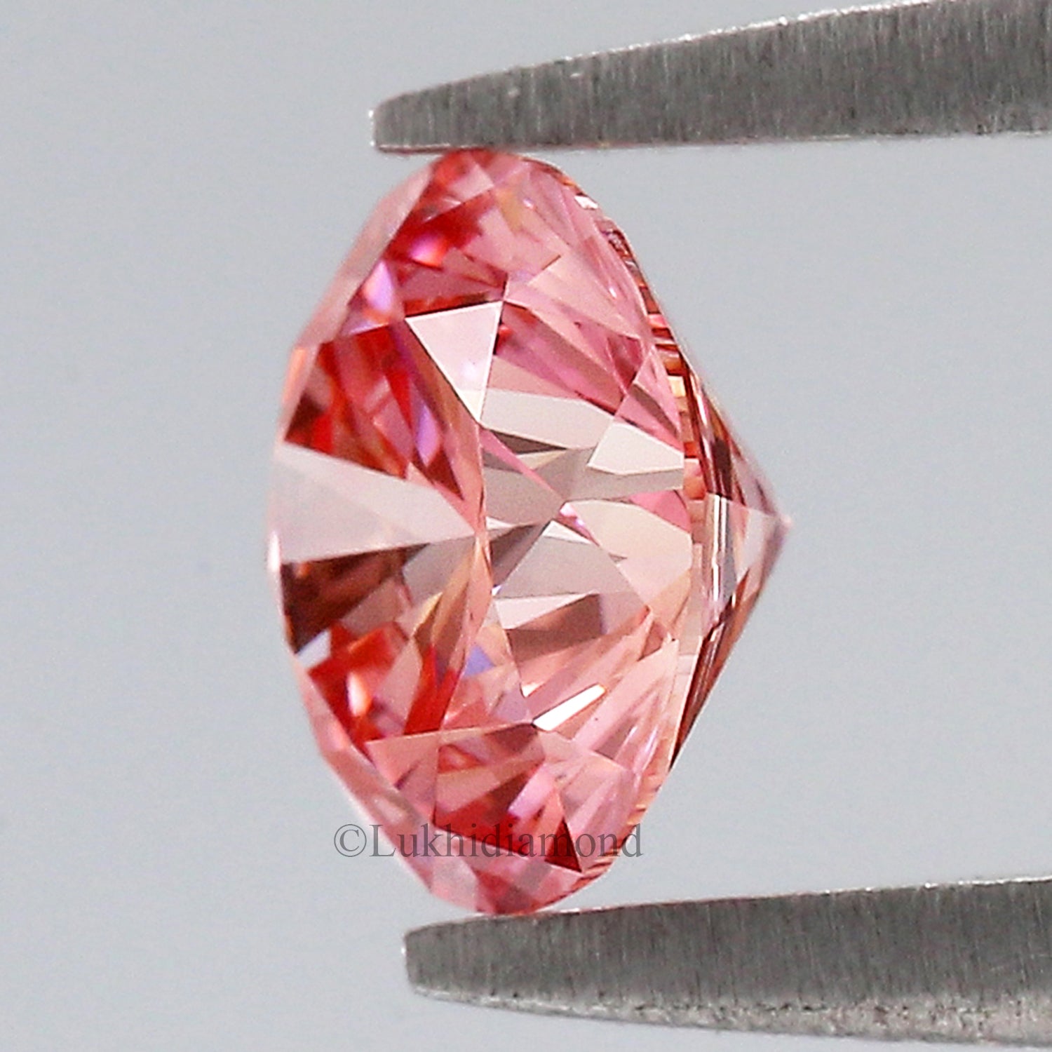 0.91 CT IGI Certified Round Brilliant Cut Fancy Intense Pink Color VS2 Clarity Diamond Lab Grown Diamond Lab Created Round CVD Diamond L3308
