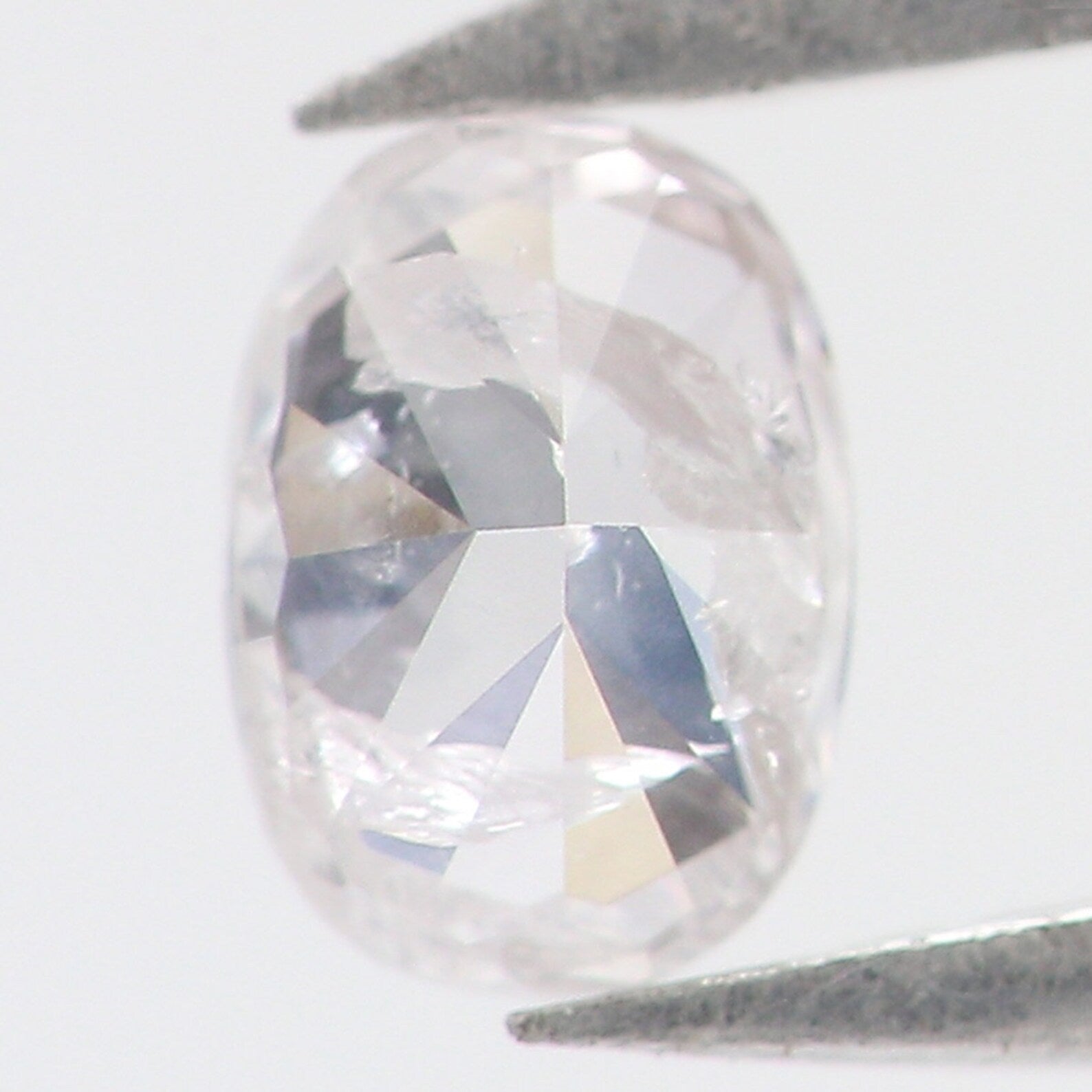 0.18 CT Natural Loose Oval Cut Diamond Light Pink Color Oval Diamond 4.00 MM Natural Loose Diamond Oval Shape Brilliant Cut Diamond N7728