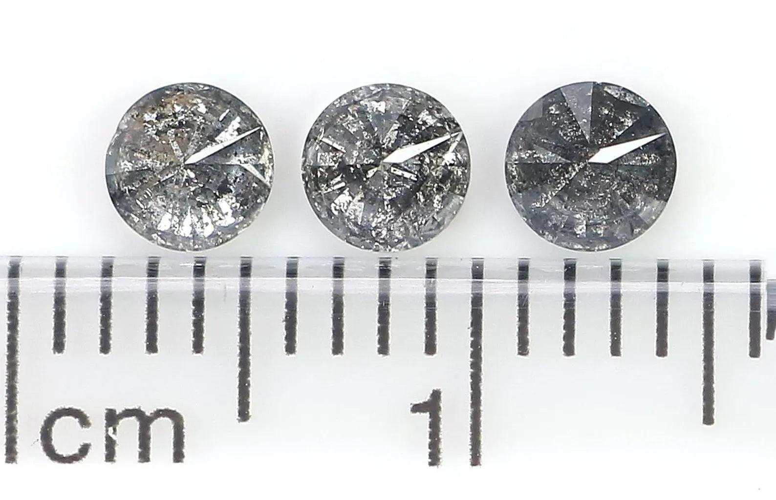 0.61 Ct Natural Loose Round Shape Diamond Salt And Pepper Round Diamond 3.70 MM Natural Black Grey Color Round Brilliant Cut Diamond NQ1483