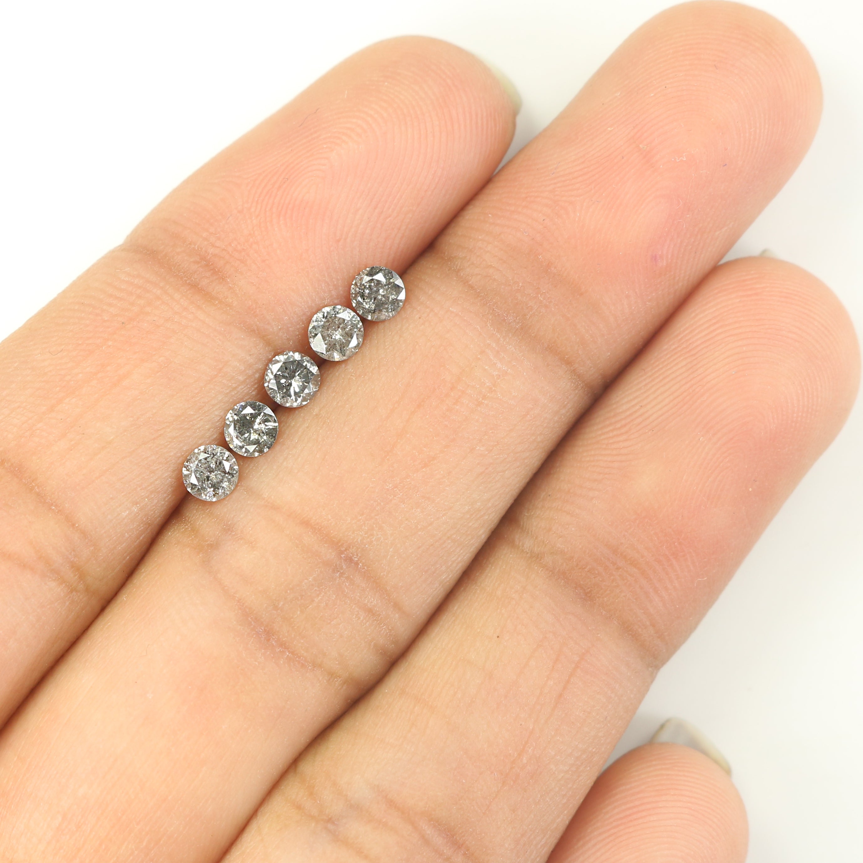 0.68 CT Natural Loose Round Shape Diamond Salt And Pepper Round Diamond 3.20 MM Natural Black Grey Color Round Brilliant Cut Diamond QL1385