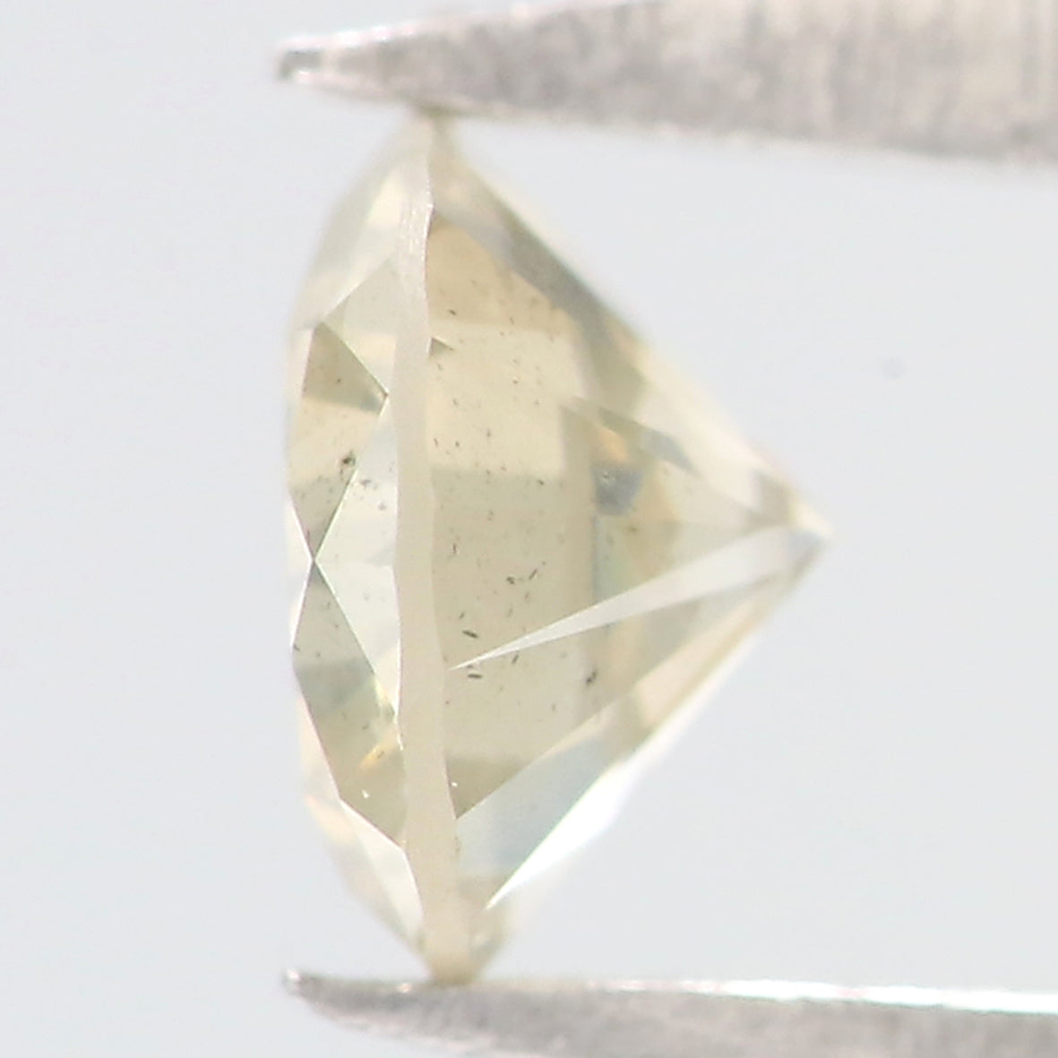 Natural Loose Round Brilliant Cut Diamond White - J Color 0.20 CT 3.75 MM Round Shape Brilliant Cut Diamond L2067