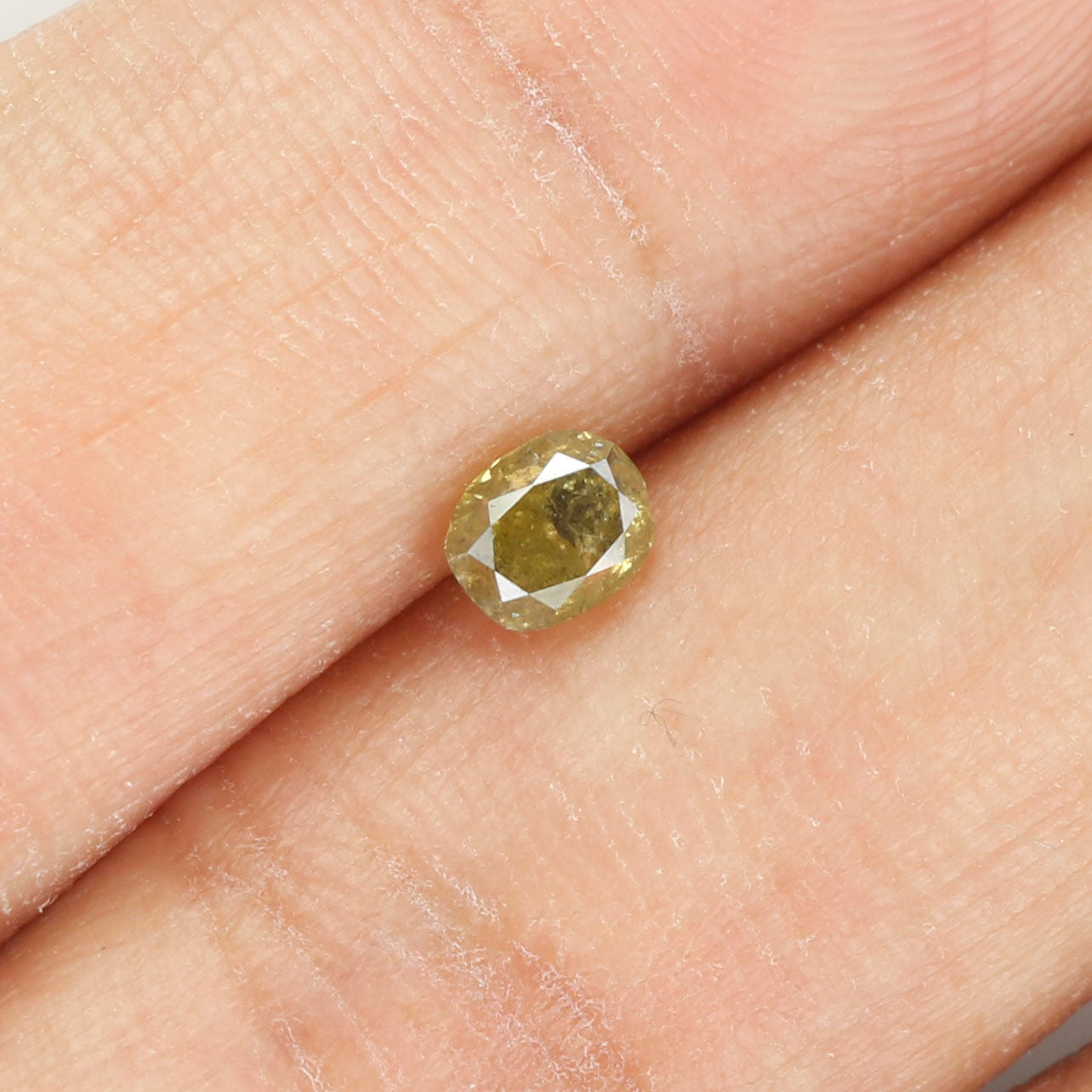 0.41 CT Natural Loose Cushion Shape Diamond Yellow Color Cushion Cut Diamond 4.40 MM Natural Loose Green Color Cushion Brilliant Cut Diamond LQ5634