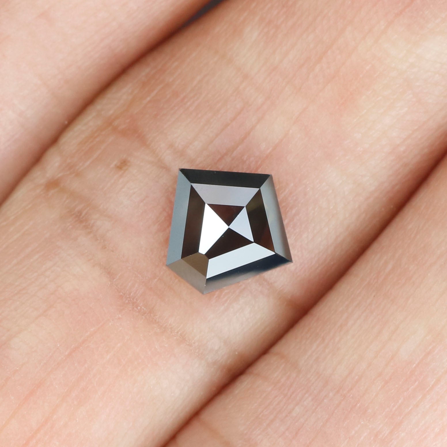 IGI CERTIFIED 1.74 Ct Natural Loose Diamond Pentagon Modified Brilliant Cut Black Color 8.05 MM KDL9381