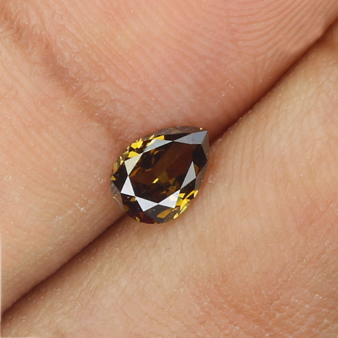 0.46 CT Natural Loose Pear Shape Diamond Green Color Pear Cut Diamond 6.15 MM Natural Loose Yellow Diamond Pear Brilliant Cut Diamond LQ5190