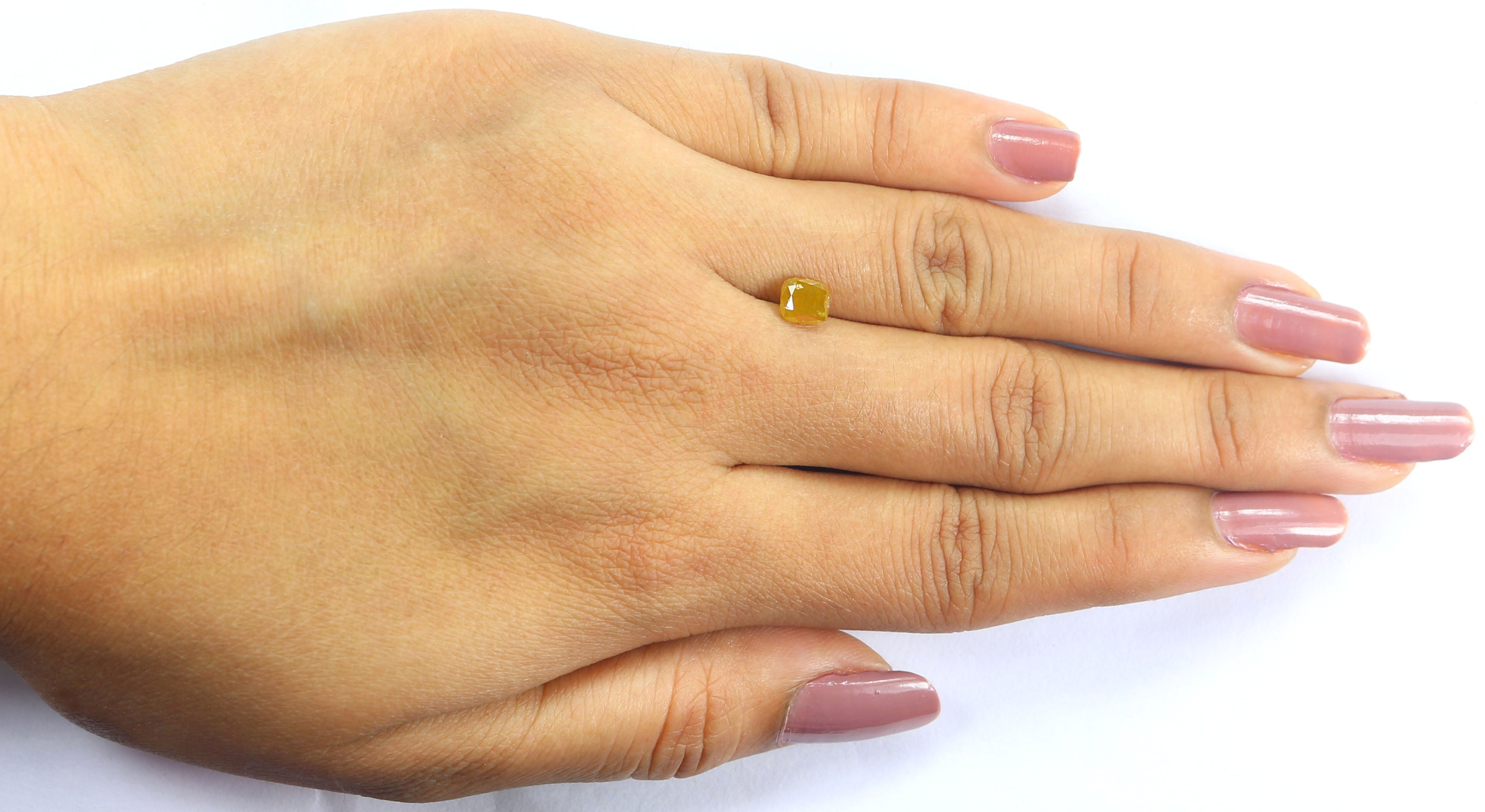 0.84 CT Natural Loose Cushion Shape Diamond Yellow Color Cushion Diamond 5.10 MM Natural Yellow Color Cushion Brilliant Cut Diamond KQ689