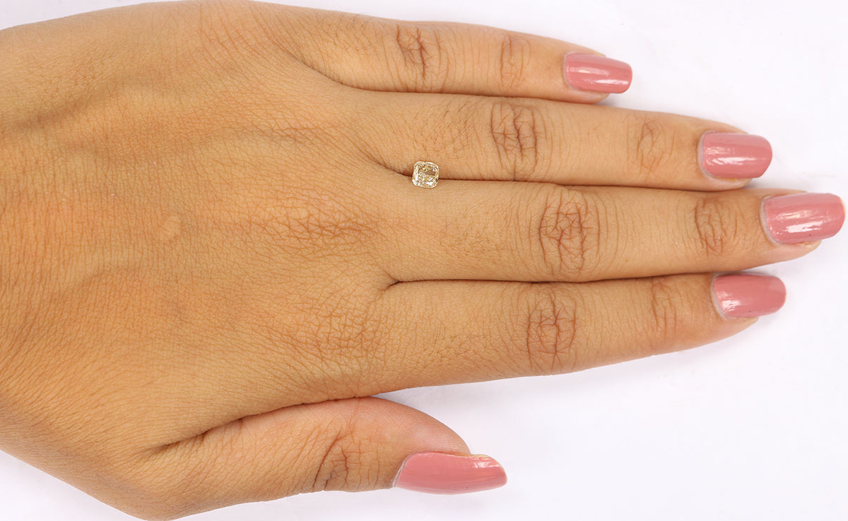0.39 CT Natural Loose Cushion Shape Diamond Grey Color Cushion Cut Diamond 4.30 MM Natural Yellow Color Cushion Brilliant Cut Diamond LQ7452