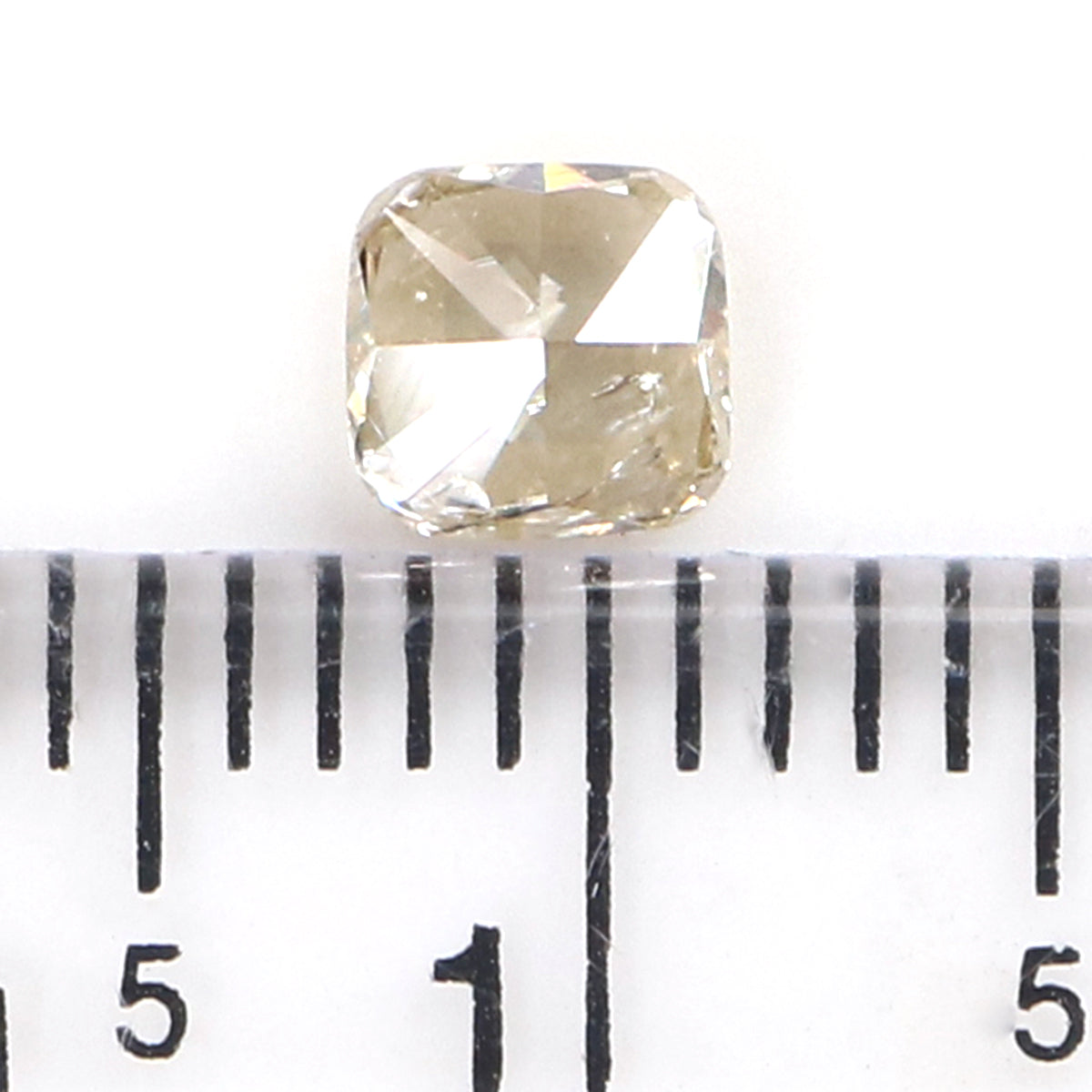 0.39 CT Natural Loose Cushion Shape Diamond Grey Color Cushion Cut Diamond 4.30 MM Natural Yellow Color Cushion Brilliant Cut Diamond LQ7452