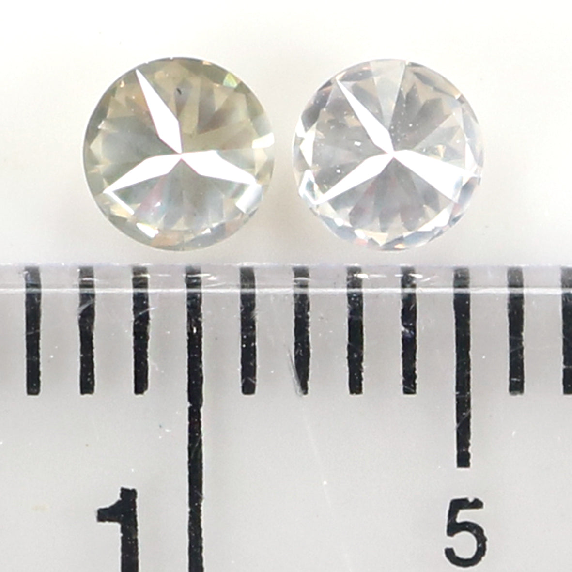 0.36 Ct Natural Loose Round Cut Pair Diamond Light Yellow Color Round Cut Diamond 3.60 MM Natural Diamond Round Brilliant Cut Diamond KQ2473