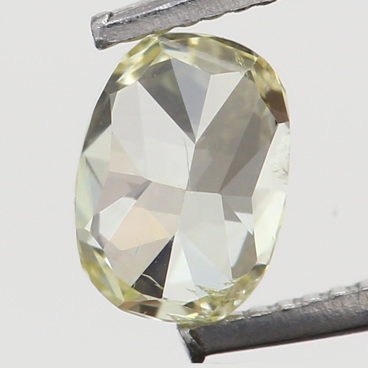 Natural Loose Diamond Oval Yellow Color SI1 Clarity 3.70 MM 0.15 Ct L6474