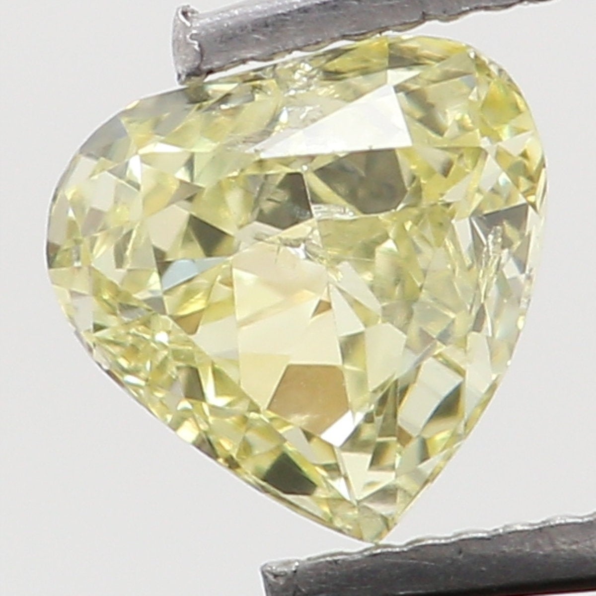 Natural Loose Diamond Heart Yellow Color SI1 Clarity 3.60 MM 0.18 Ct L6473