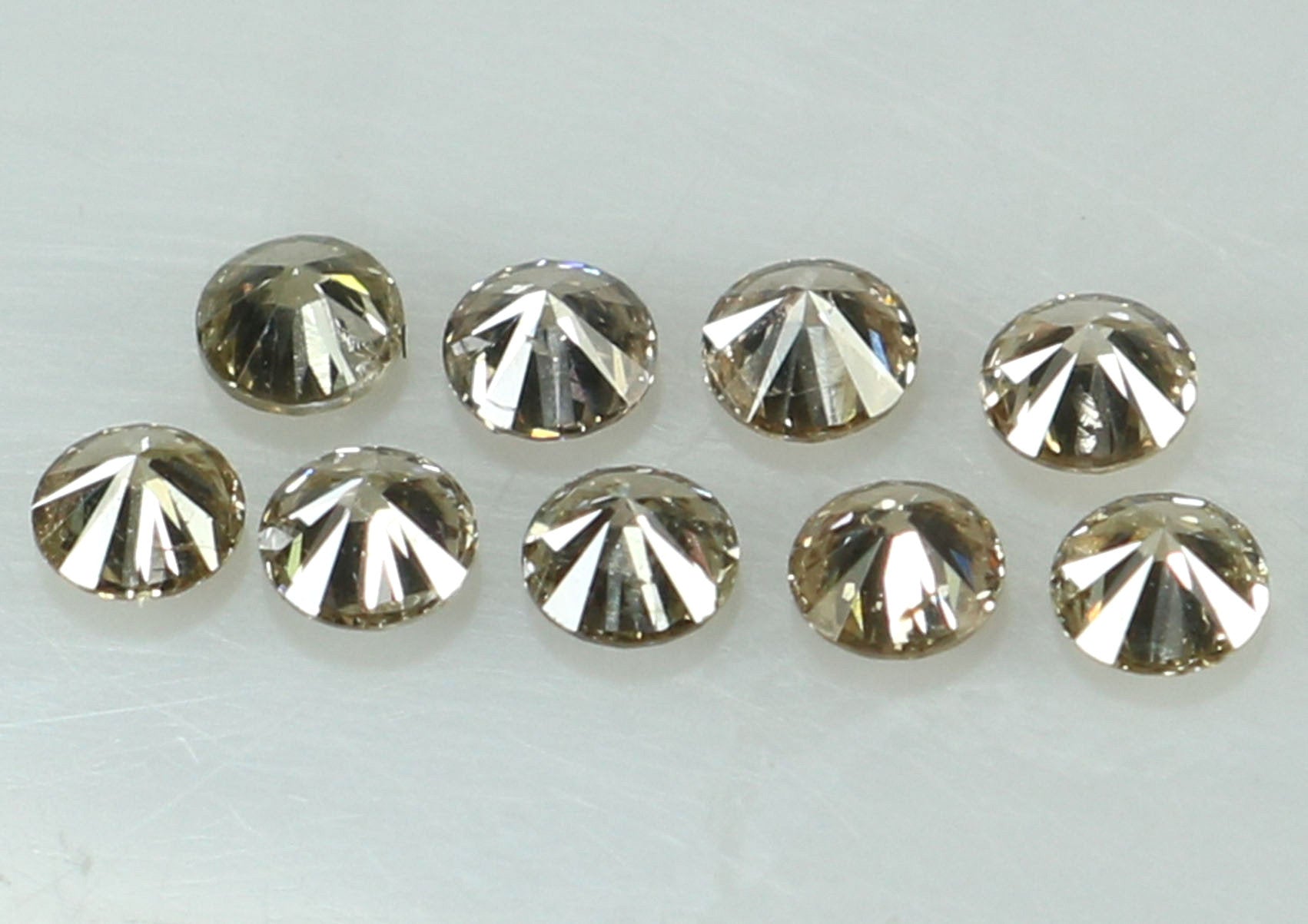 0.41 Ct Natural Loose Round Shape Diamond Brown Color Round Cut Diamond 2.20 MM Natural Loose Diamond Round Brilliant Cut Diamond LQ6569